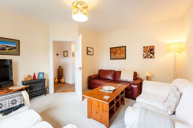 37, Mametz Grove, Abergavenny photo 4