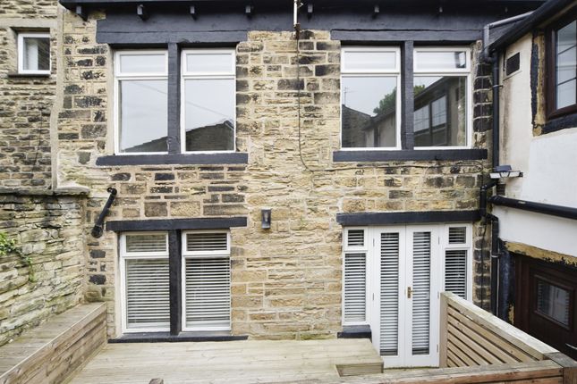 Thumbnail Terraced house for sale in Lane End, Pudsey