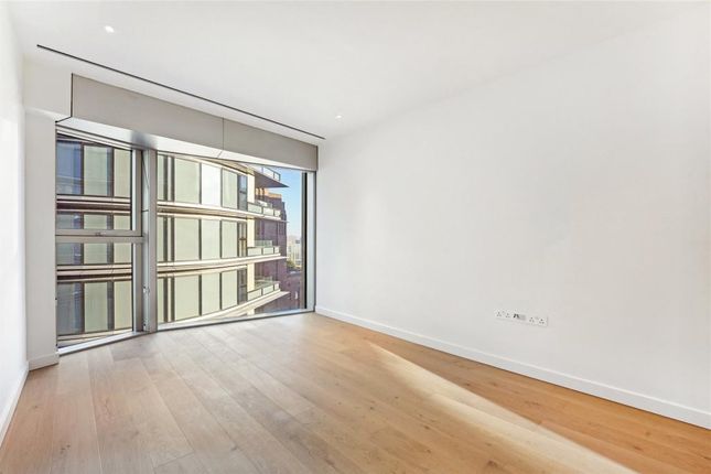 Flat to rent in Beechmore House, 5 Electric Boulevard, London, London
