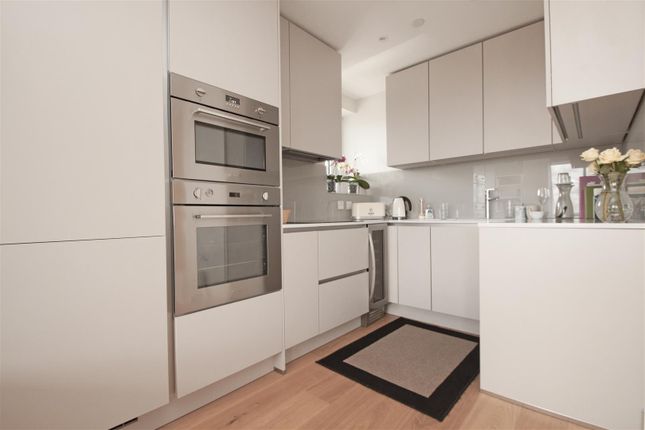 Flat 59 Northway House, 4, Acton Walk, Whetstone photo 2