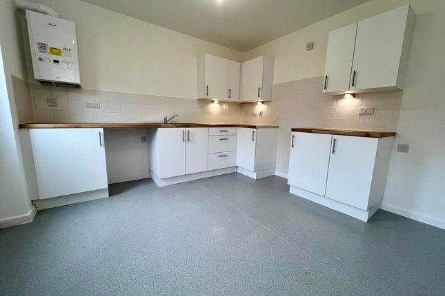 38, Cwm Y Lladron, Swansea photo 3