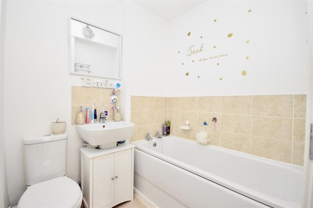 End terrace house for sale in Theedway, Roman Gate, Leighton Buzzard