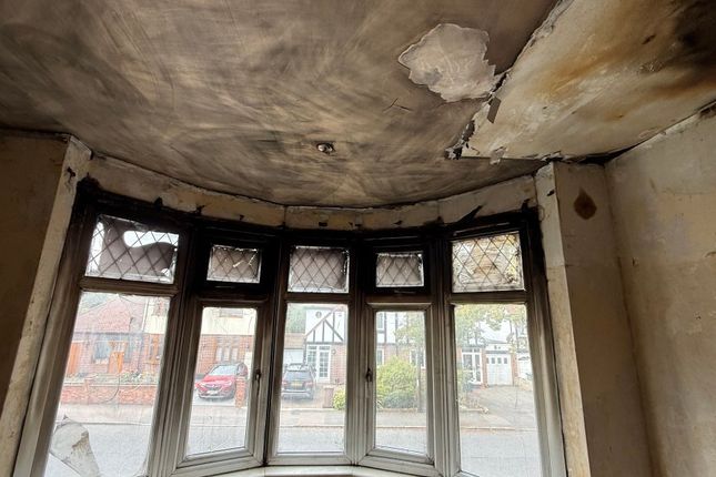 51 Knole Road, Dartford photo 3