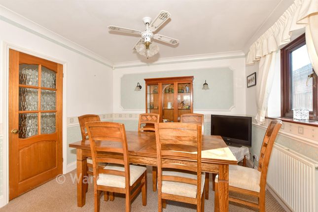 47, Lawrence Gardens, Herne Bay photo 3