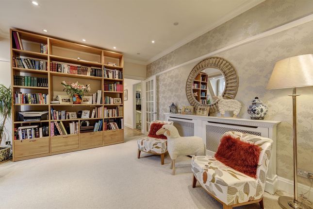 8, South Square, London photo 4