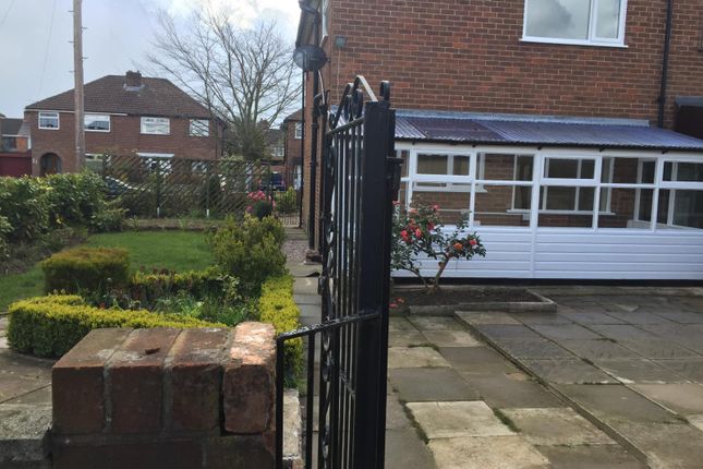 6, Graham Avenue, Ellesmere Port photo 4