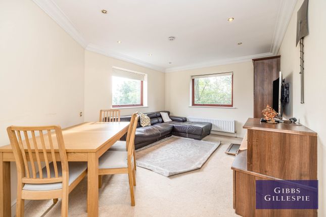Flat 11, Norfolk House, Stanmore photo 2