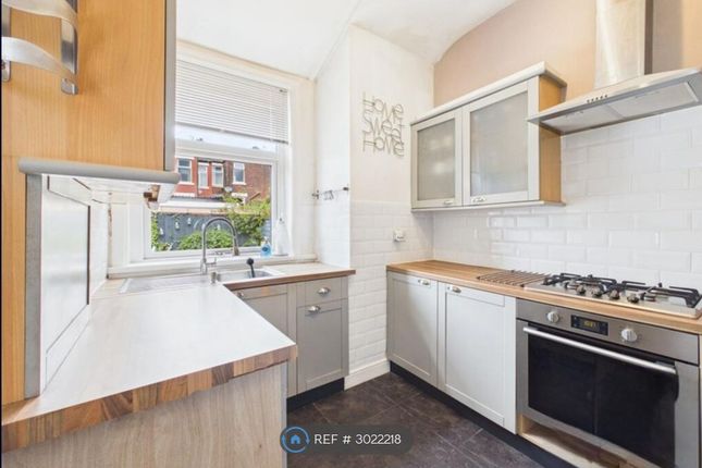 Sapphire St, Blackburn photo 5