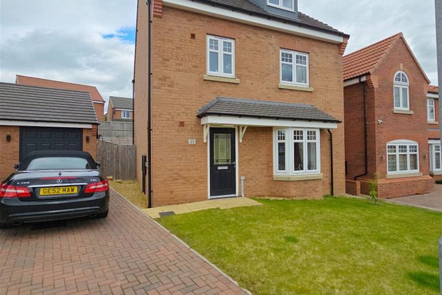 Detached house for sale in Graders Close, Mapplewell, Barnsley