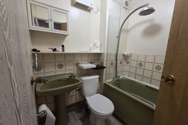 48, Harper Road, London photo 4