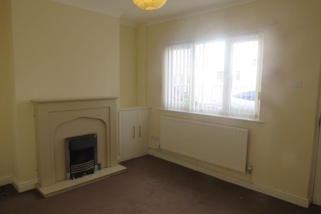 2 bed property to rent in Victoria Street, Dinnington, Sheffield S25