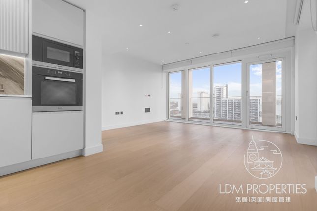 Flat for sale in White City Living, Fountain Park Way, London