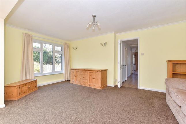 Tabret Close Kennington, Ashford photo 3