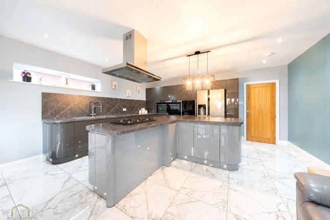 19, Claymills Road, Burton-on-Trent photo 3