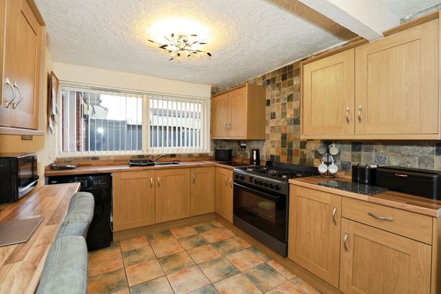 22, Bentley Grove, Cheshire photo 3