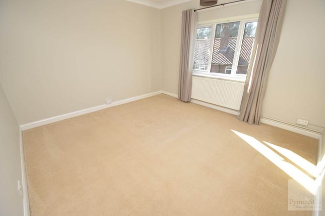 110, Earlham Court, Norwich photo 4