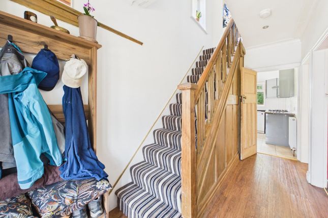 5, Ghyll Wood Drive, Bingley photo 2