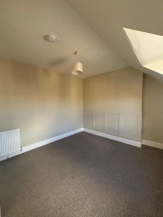 Flat 3, 1 Lansdowne Crescent, Bridlington photo 4