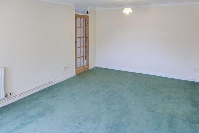 25, Bush Lane, Wisbech photo 3