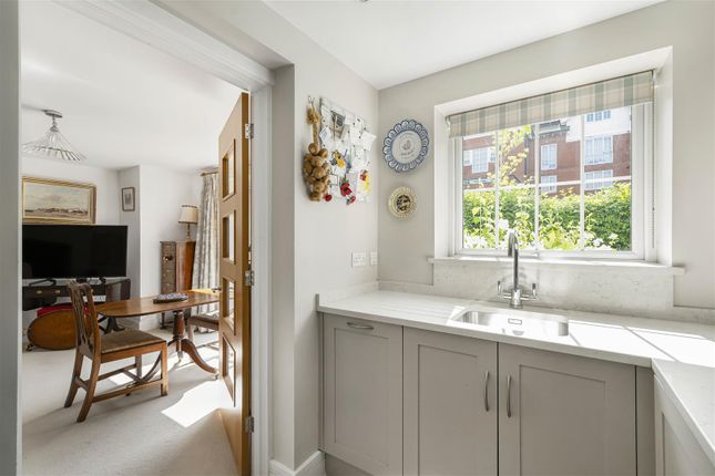 6, Gabriel Court, South Road, Saffron Walden photo 4