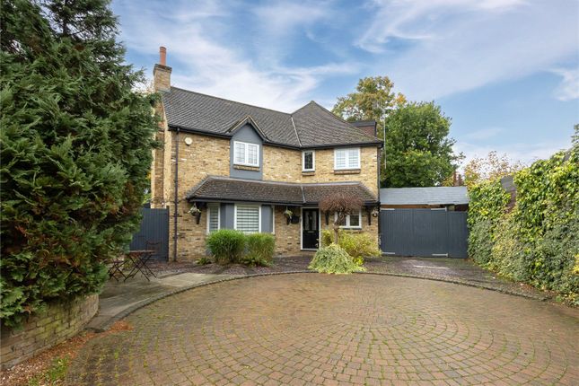 Thumbnail Detached house for sale in Manor Road, Watford
