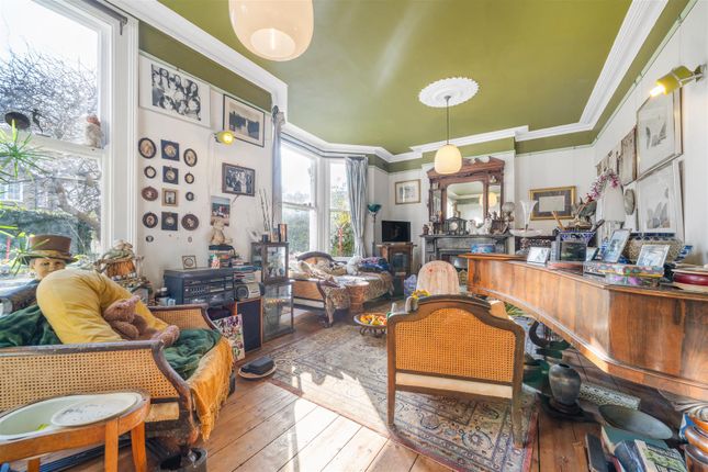 41, Slaithwaite Road, London photo 3