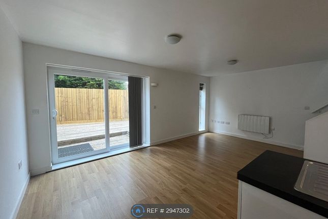 D Ashley Down Road, Bristol photo 3