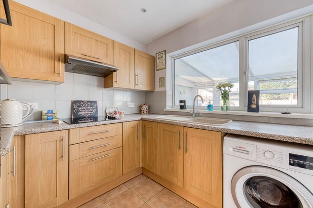 86 Brackenwoods, Swaffham photo 4