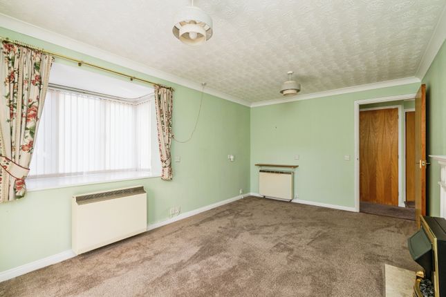 19, Wherry Reach, Acle photo 2