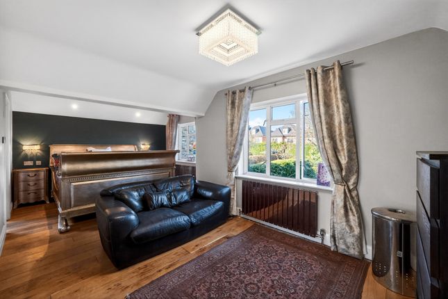 33, Amersham Road, Beaconsfield photo 4
