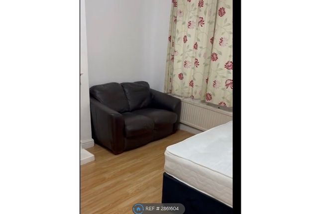 Bartholomew St, Wombwell, Wombwell . Barnsley photo 3