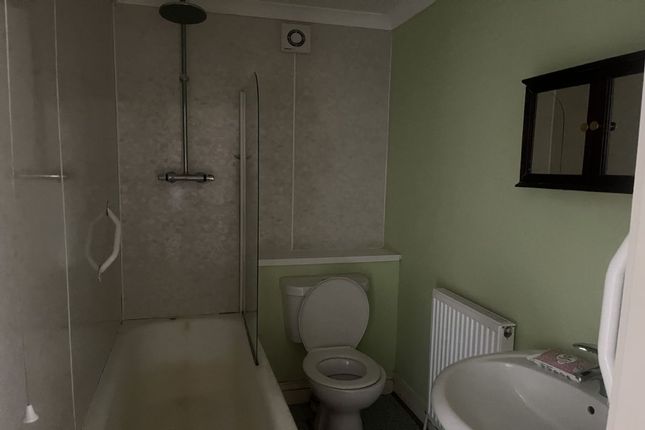 53d, Loudoun Road, Newmilns photo 4