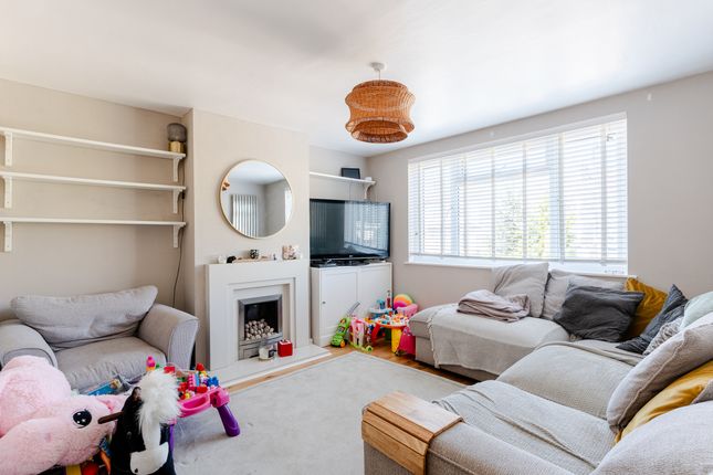 112 Furber Road, Bristol photo 2