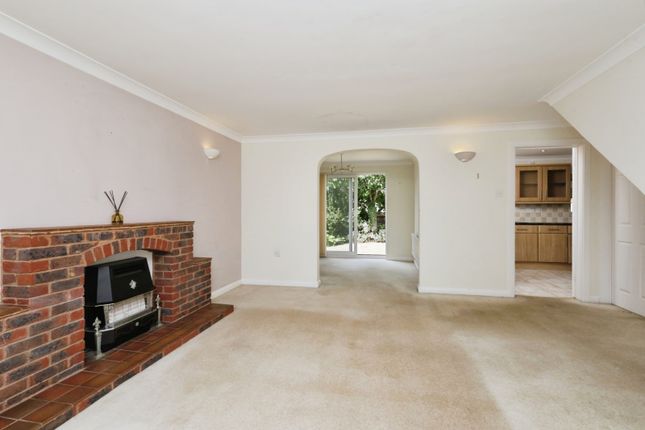 12, Langdale Close, East Sussex photo 3