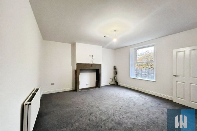 102, Cliffe Wood Terrace, Brockholes photo 3