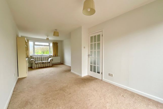 6, The Beeches, Usk photo 3