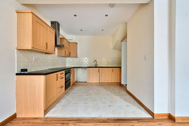 1 Bluebell Cottage Broadwater Lane, Tunbridge Wells photo 3