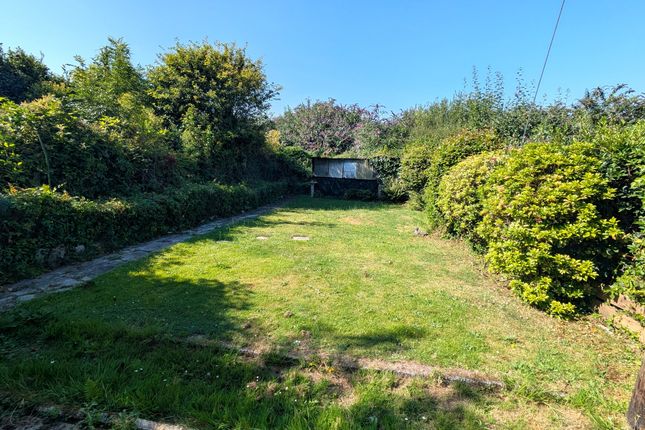 29 Holmbush Road, St. Austell photo 3