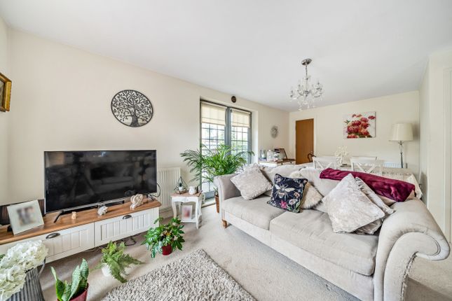 End terrace house for sale in Esparto Way, South Darenth, Dartford, Kent