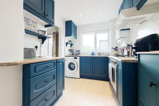 7, Awelfryn, Wrexham photo 5