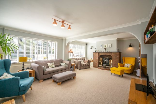 19 Swan Lane, Sellindge, Ashford photo 4