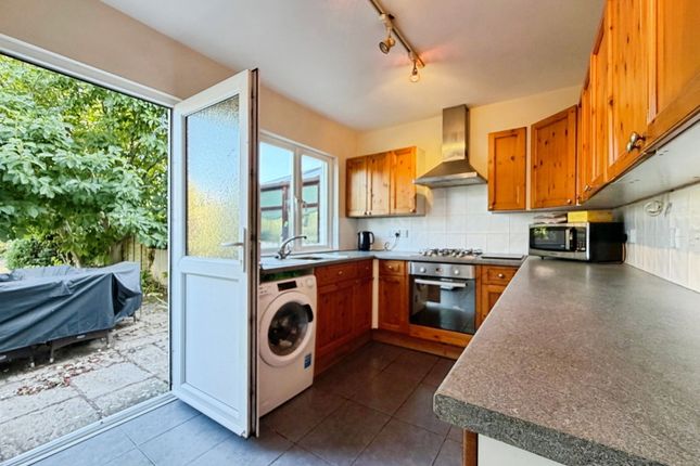30, Fownes Road, Minehead photo 3