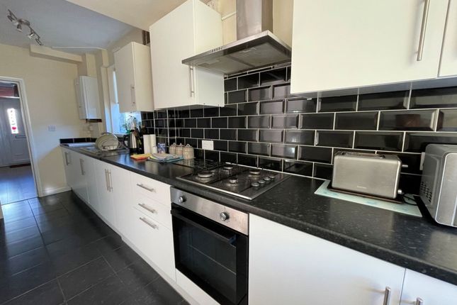Room 2, 24 Westmorland Street, Doncaster, photo 2