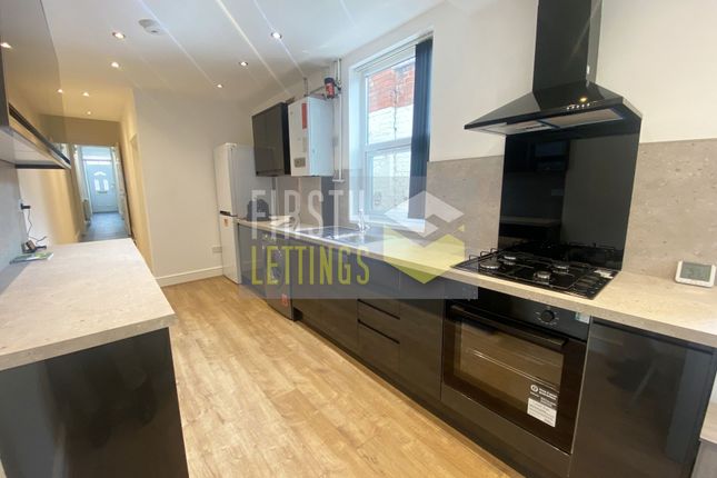 Clarendon Park Road, Leicester photo 4