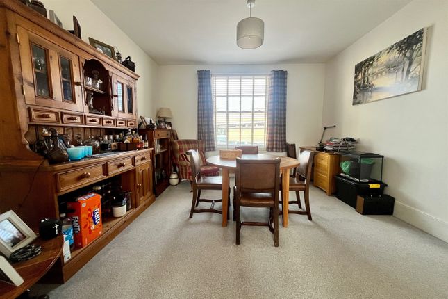 7- 9 West Street, Storrington, RH20 photo 4