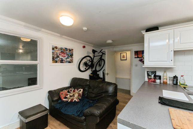 Flat 9/Traslyn Court 24-25, Pelham Road, Seaford photo 2
