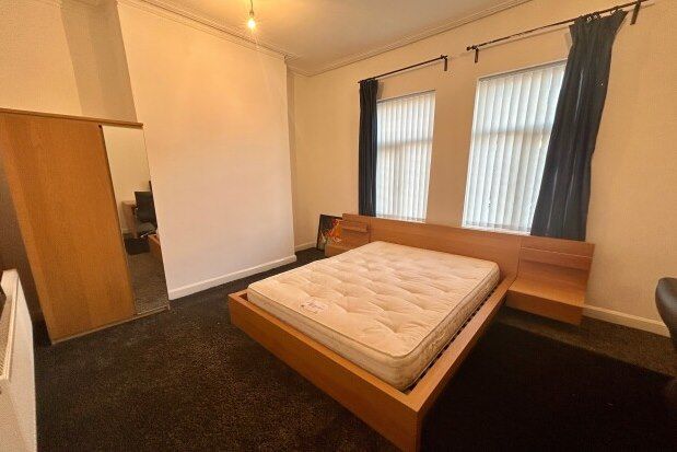 Room to rent in Worsley Grove, Manchester