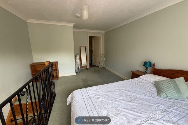 Grenadier Close, Bearsted, Maidstone photo 4