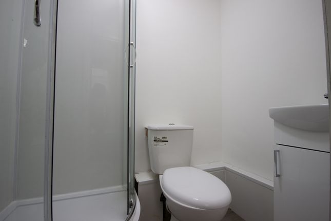 15, Beechwood Street, Bolton photo 3