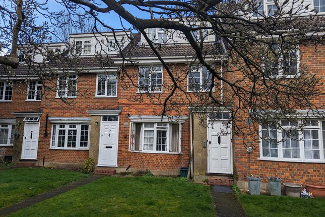 Thumbnail Maisonette to rent in Langley Road, Watford